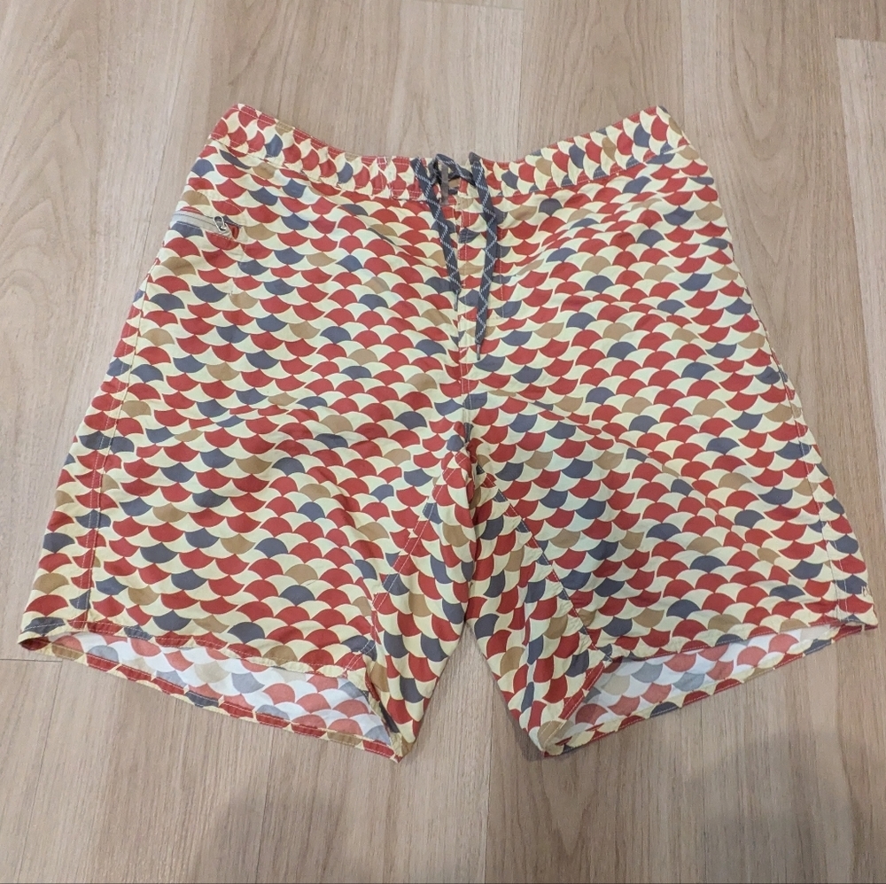 Patagonia Men Swim Trunks With Geometric Pattern Size 38